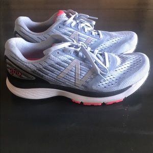 New Balance 860 v.9 Running shoes